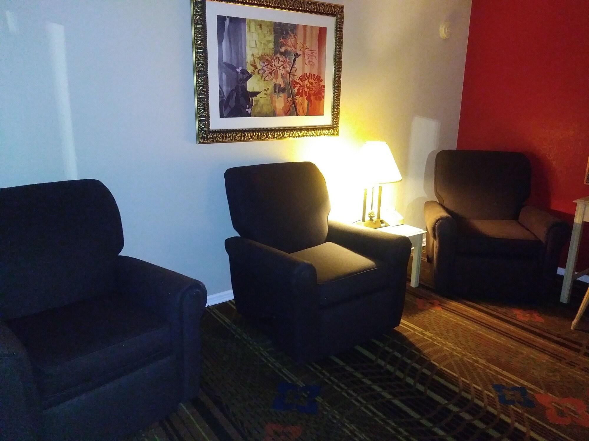 Days Inn By Wyndham הוט ספרינגס מראה חיצוני תמונה